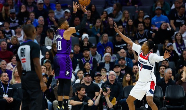 开云体育平台-杜兰特39+4+7无缘今日最佳球员！因为哈登31+2+10超神主导大逆转