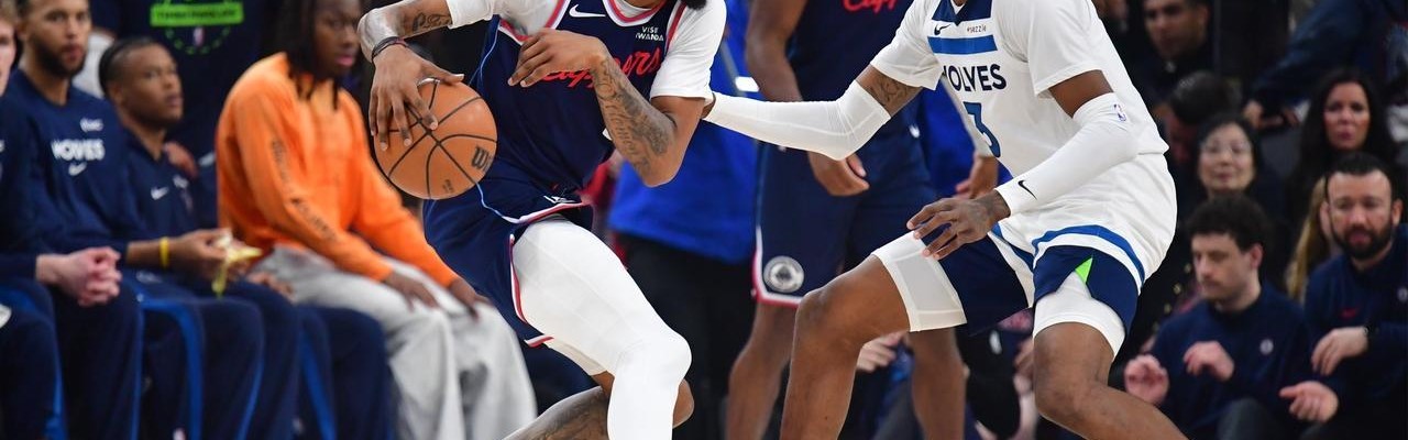 无敌战神！小卡狂轰45+5+5创纪录！加兰给力，爱德华兹空砍36+2+5