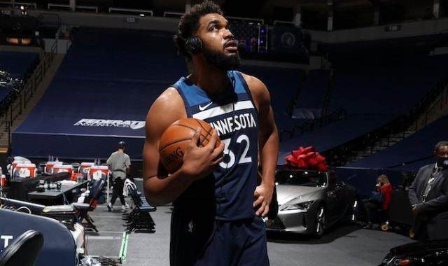 开云体育平台-狼队换帅又扯上白人特权？唐斯：请你们别带节奏