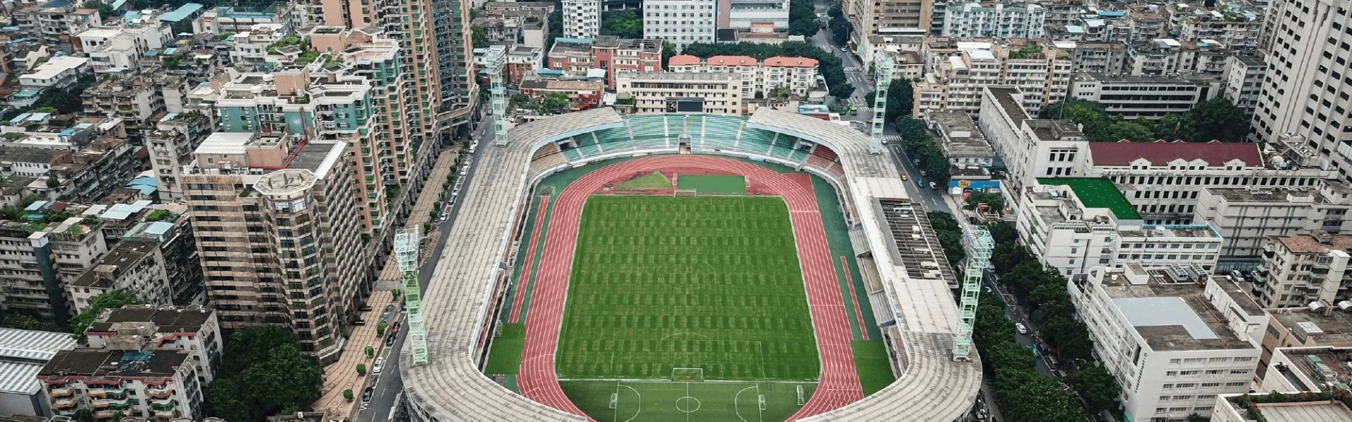 开云体育-足球报：本赛季中甲及中乙联赛开幕式均将落户广州